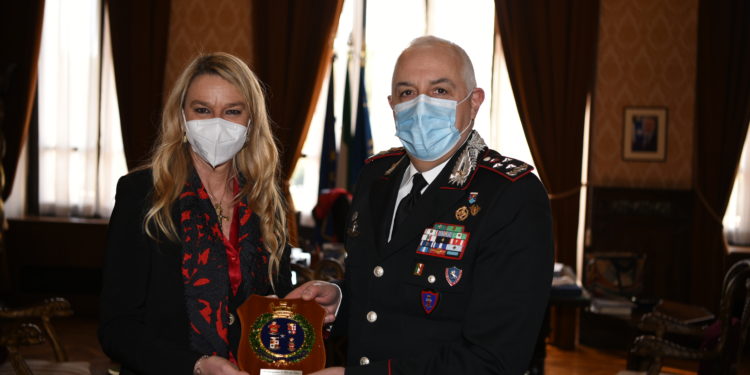 Stefania Pucciarelli Sottosegretario Della Difesa I Carabinieri